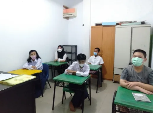 Suasana kelas pagi